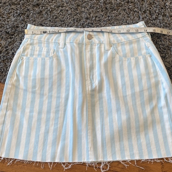 Pacsun Blue and White Stripe Denim Mini Skirt Size 26 - Picture 7 of 9
